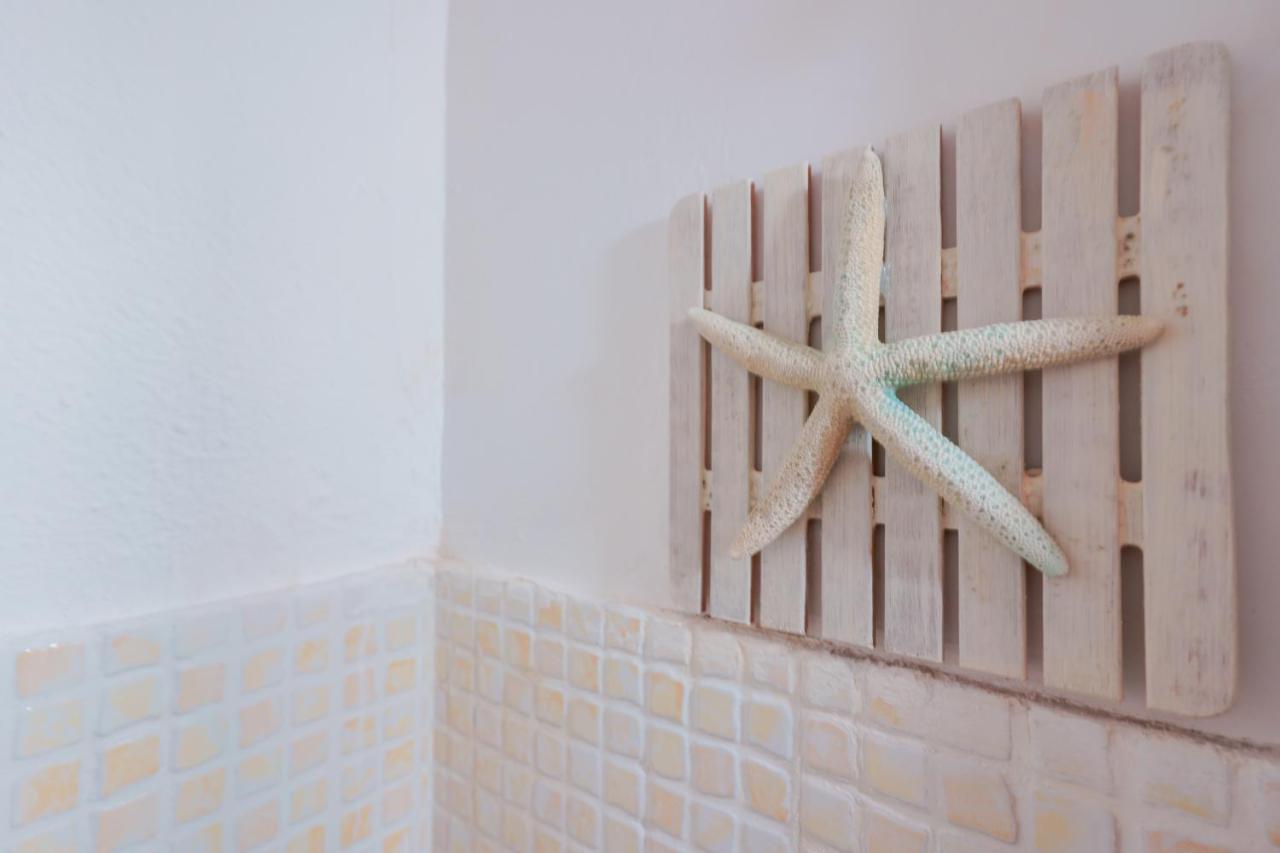 Approdo Rooms - Eja Sardinia กาญารี ภายนอก รูปภาพ
