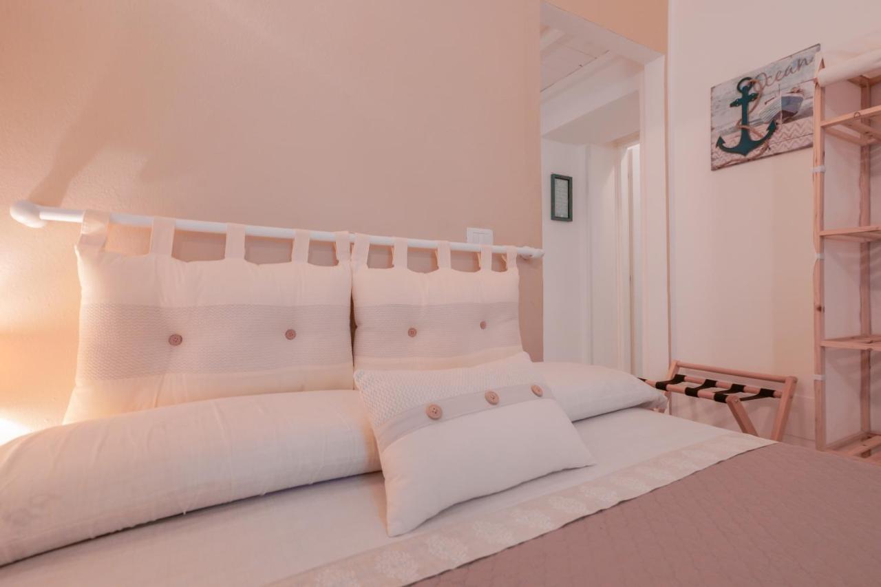 Approdo Rooms - Eja Sardinia กาญารี ภายนอก รูปภาพ