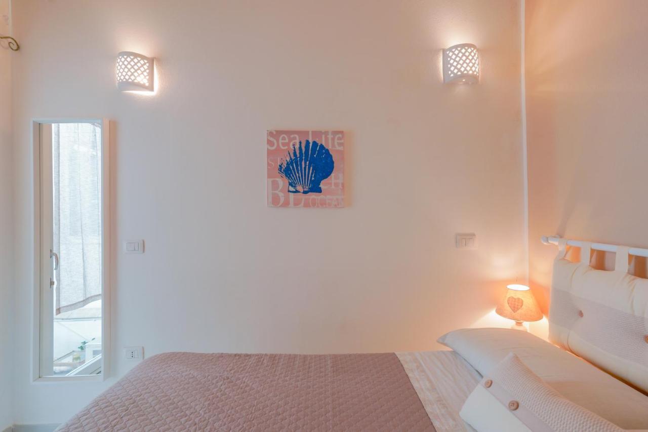 Approdo Rooms - Eja Sardinia กาญารี ภายนอก รูปภาพ